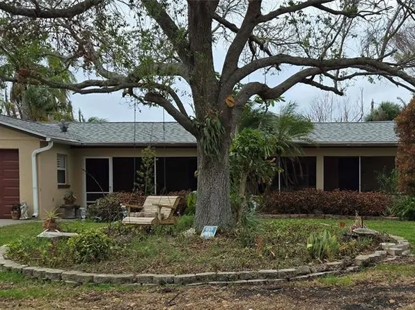 7054 Hibiscus Ave S, South Pasadena, FL 33707