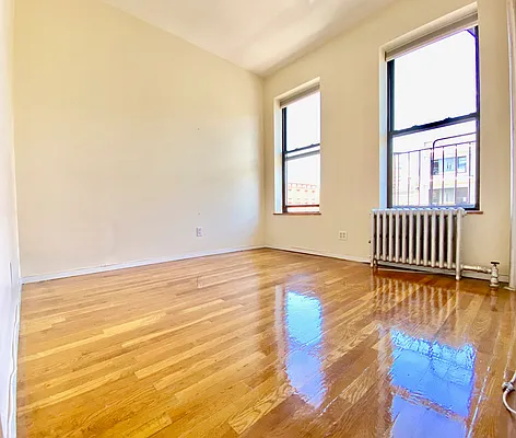 Rented by Oxford Property Group | media 1