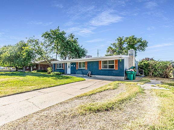 5th image of 1619 Davis Dr