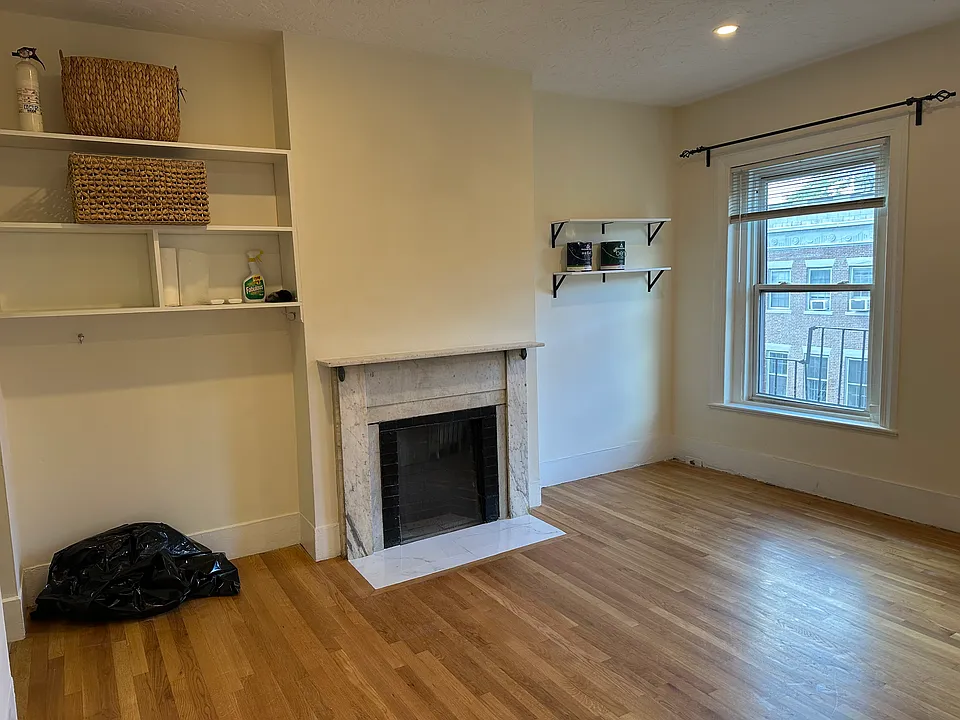 79 Charles St #4FF