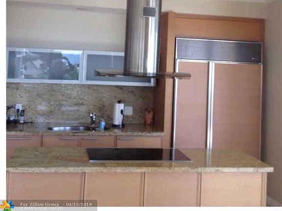 5th image of 16275 Collins Ave APT 501