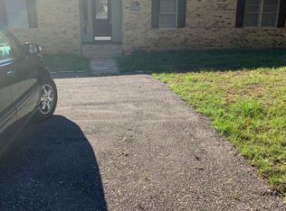 407 S Baker St #4, Lindale, TX 75771