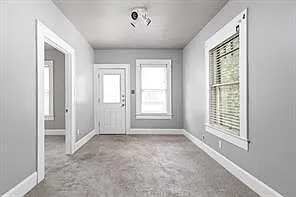 2102 Brackenridge St #B — Photo 17