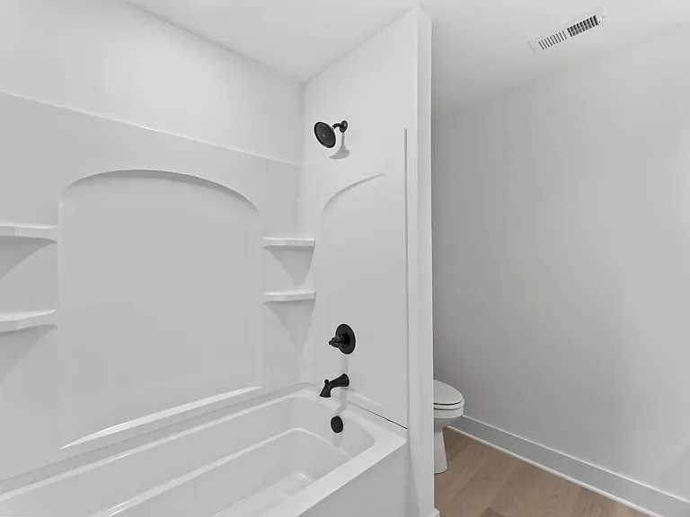 608 Markham St — Photo 15