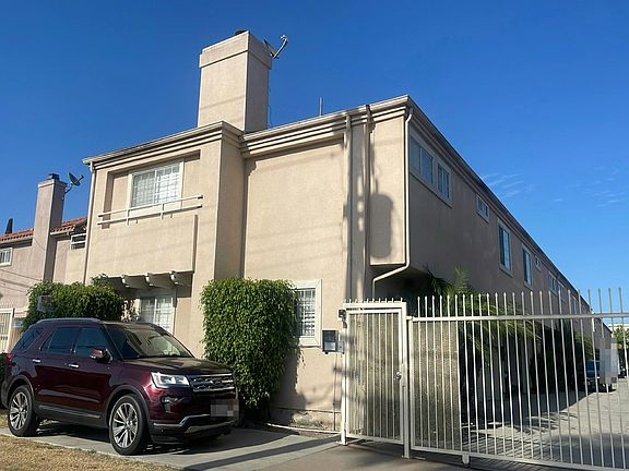 2nd image of 13922 Lemoli Ave