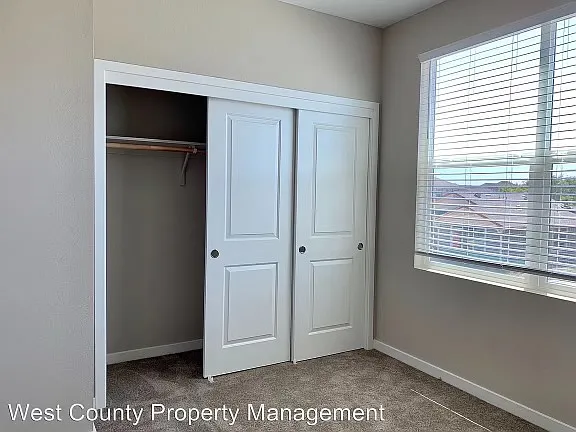 984 Brunello Dr — Photo 21
