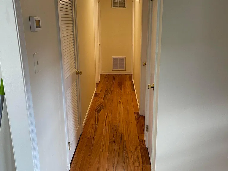 1005 Opequon Ave — Photo 3
