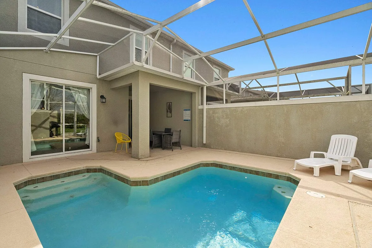Building Photo - Pebble Beach Dr