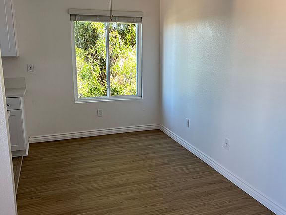 4th image of 4009 Georgia St #4