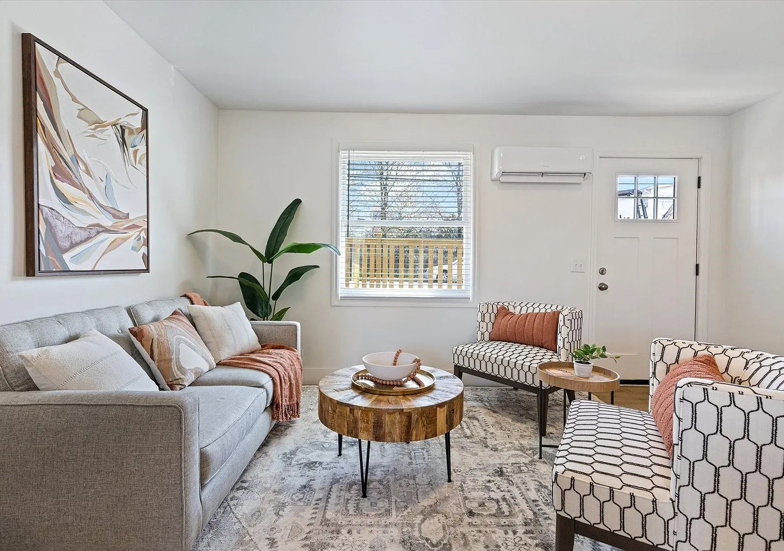 Updated East Nashville Condo for Rent! — Photo 1