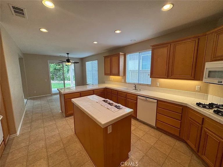 28346 Panorama Hills Dr — Photo 7