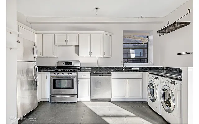 Rented by Douglas Elliman | media 41