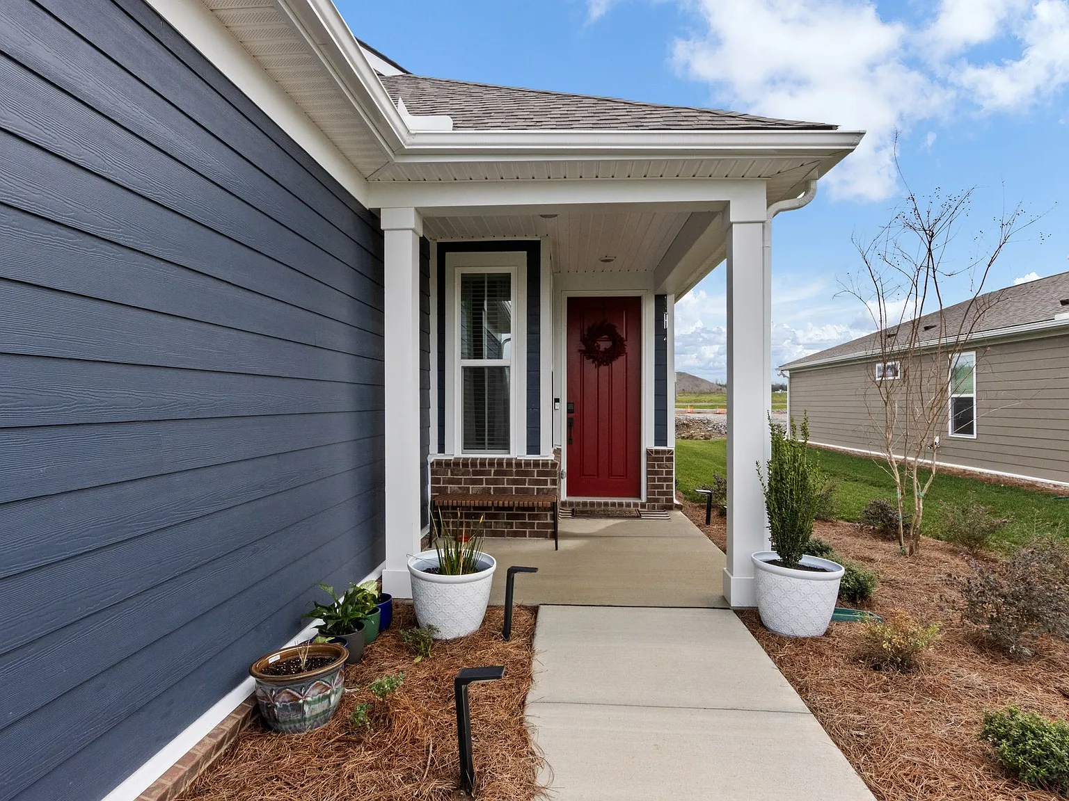 2 bed, 2.0 bath, 1562 sqft, $4,500 — Photo 2