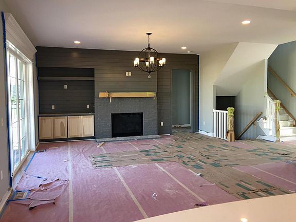 5th image of 10716 Arrowwood Dr #232