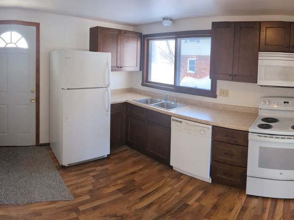 110-112 W Grant St #110