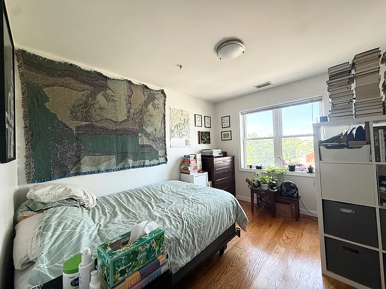 660 Cambridge St #402 — Photo 9