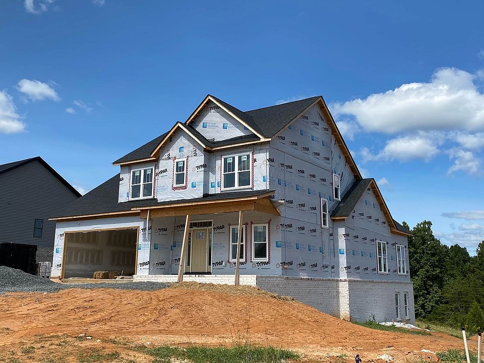 1st image of 1129 Jefferson Dr