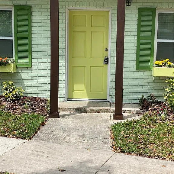 1709 Fairview Shores Dr — Photo 2