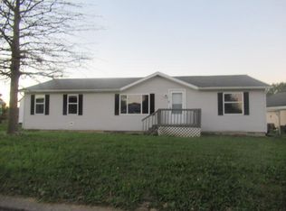 46 Meadowlark Ln, Falmouth, KY 41040