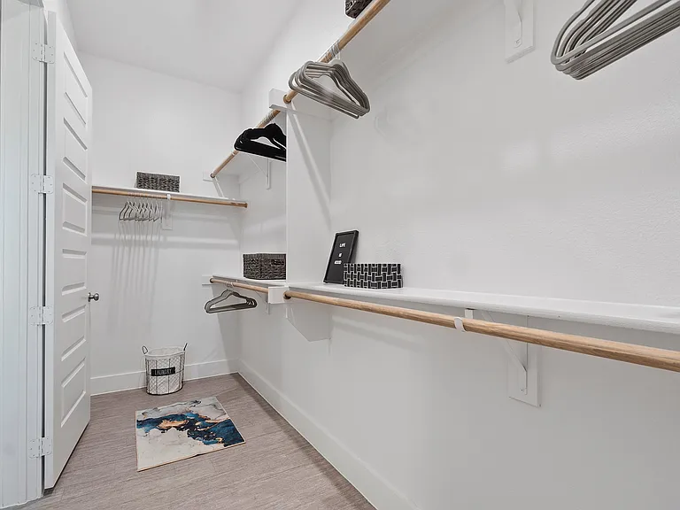 Walk in Closet Walk in Closet