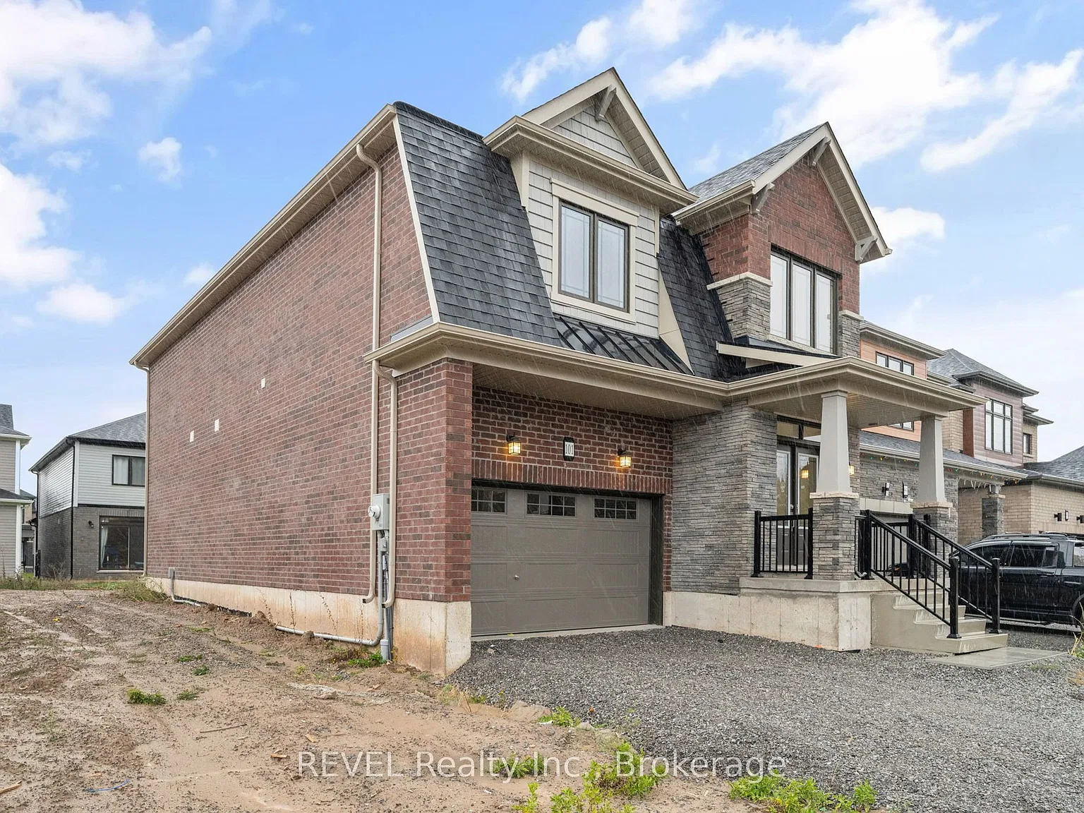 4 bed, $2,700 — Photo 2