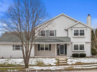 137 E Prospect St, Hartford, WI