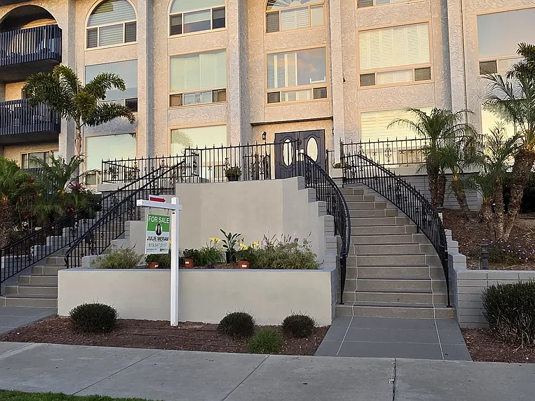 333 Orange Ave #15 — Photo 5