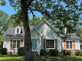 121 Kenton Dr, Irmo, SC 29063