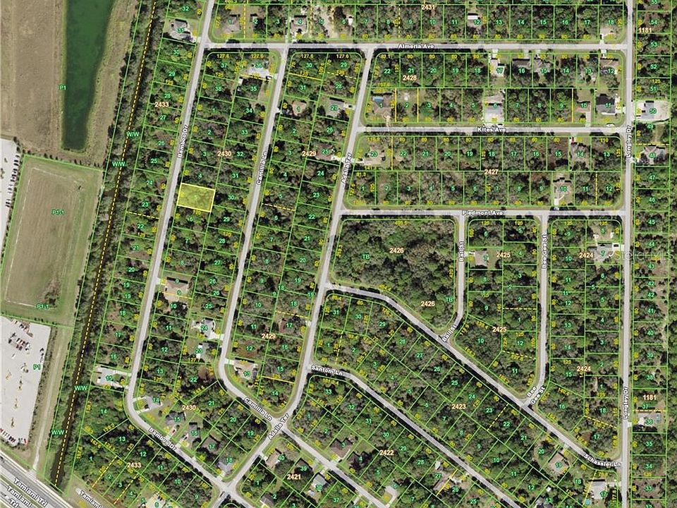 2nd image of 112 Bamboo Dr