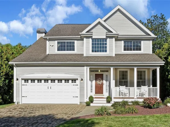3 East Lake Drive, Waterford, CT 06375