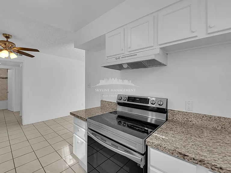 1308 N 22nd St #1 — Photo 9
