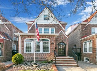 8415 Penelope Ave, Middle Village, NY 11379
