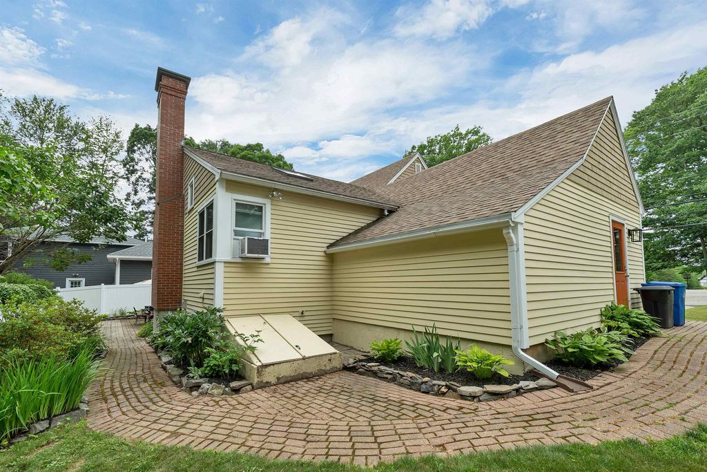 2007 Lafayette Road, Portsmouth, NH - View 5