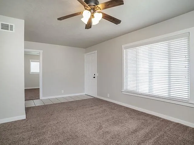 2561 E 6550 S — Photo 10