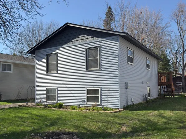 1819 Eugene St, White Bear Lake, MN 55110