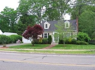 358 Common St, Walpole, MA 02081