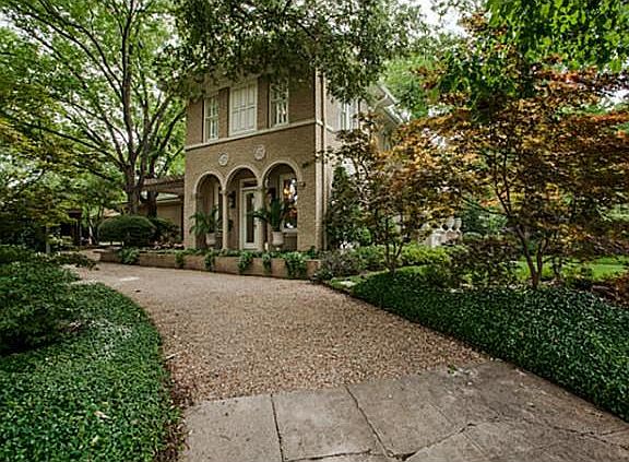 4th image of 3512 Crescent Ave