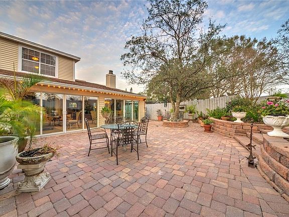 4th image of 833 Millrace Point