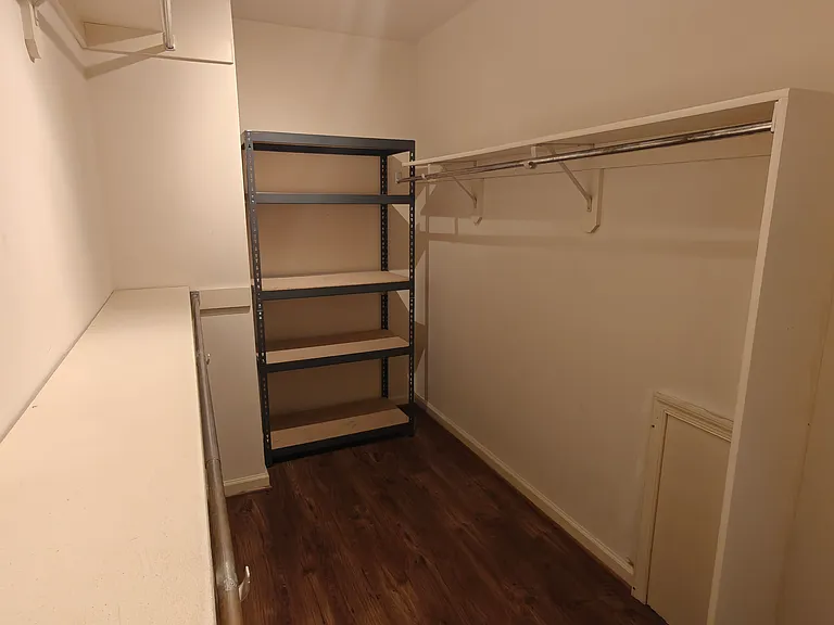 366 Bristol Cir — Photo 24