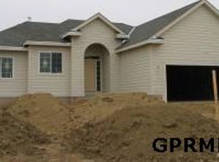 9307 S 170th St, Gretna, NE 68128