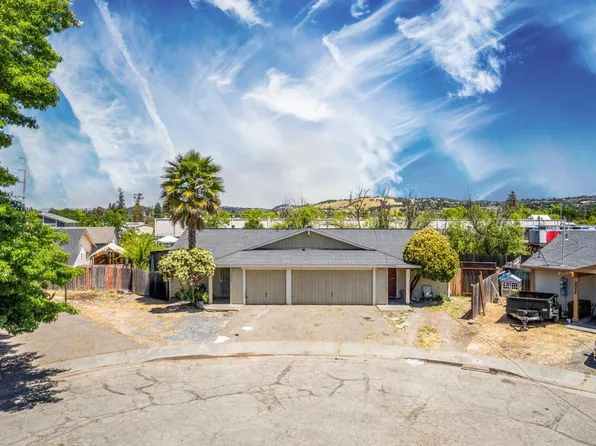 2926 - 2928 Lutztown Court, Santa Rosa, CA 95403