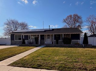24 Craig Dr, Deptford, NJ 08096
