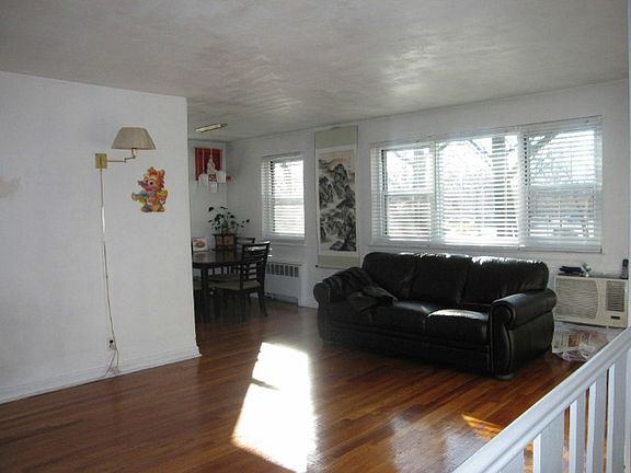 5th image of 15027 Jewel Ave #1