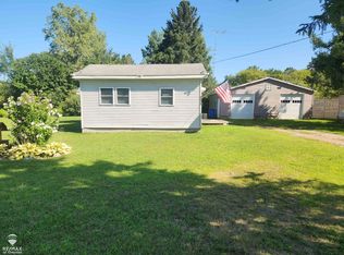4811 E Winegar Rd, Bancroft, MI 48414