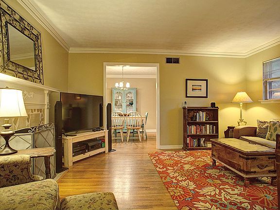 2nd image of 5085 Woodlark Ave