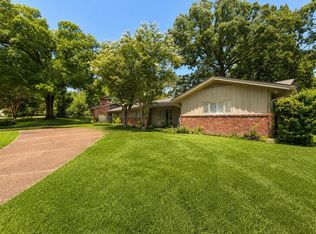 5680 N Angela Rd, Memphis, TN 38120