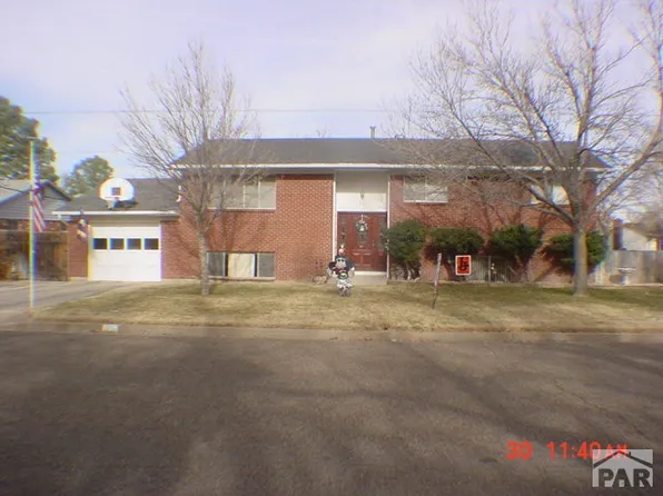 16 Mountview Dr, La Junta, CO 81050