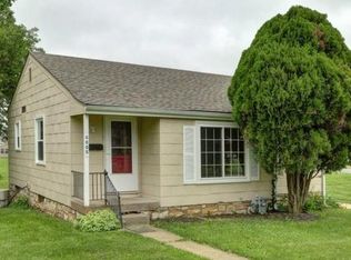 6001 Roger Dr, Shawnee, KS 66203