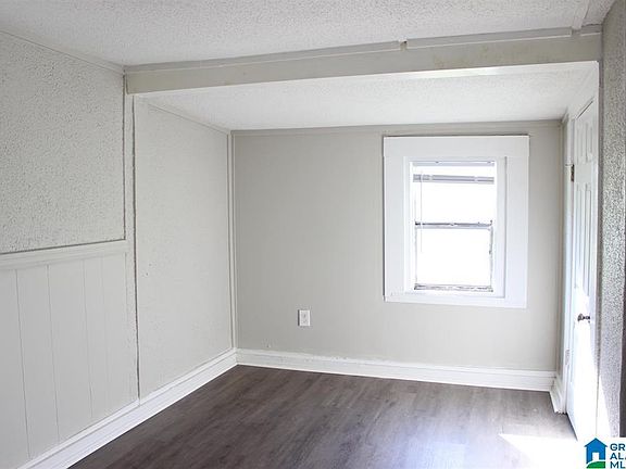 5th image of 1014 3rd St