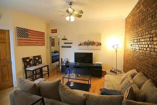 Rented by JK Dansar Corp | media 22